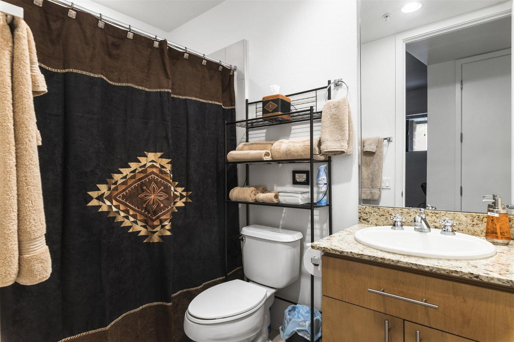 Step Out To Historic Old Town 2 King/2bath W/pool * Scottsdale